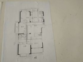 朝阳花苑 3室2厅2卫 139m&sup2;