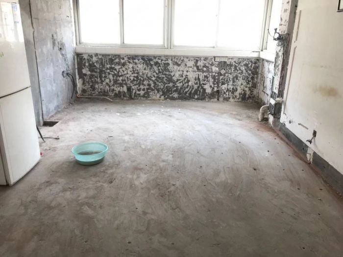 外滩小区 5室3厅2卫 222m²