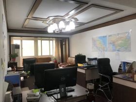 城南小苑 3室2厅1卫 134.22m²