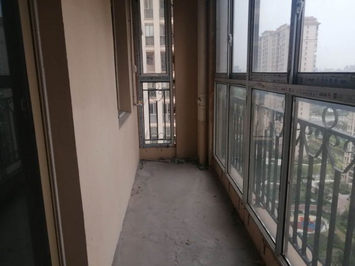 中南世纪花城三期 4室2厅3卫 275m&sup2;