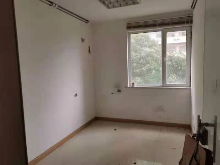 玖珑城 4室2厅2卫 157m&sup2;