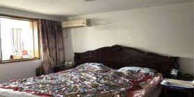 前景花苑 5室2厅2卫 230m&sup2;
