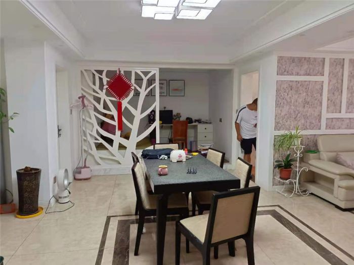 和谐汇景新苑 3室2厅1卫 126m&sup2;