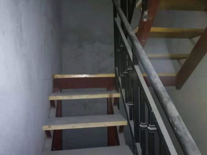 华强城 4室2厅2卫 337.00m&sup2;