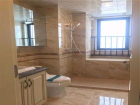 中海铂樾府 4室2厅2卫 175m&sup2;
