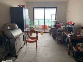 万濠星城 4室2厅2卫 184m&sup2;