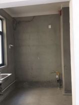 翠园 3室2厅1卫 92m&sup2;