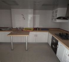 鸿运大厦 3室2厅1卫 128m&sup2;