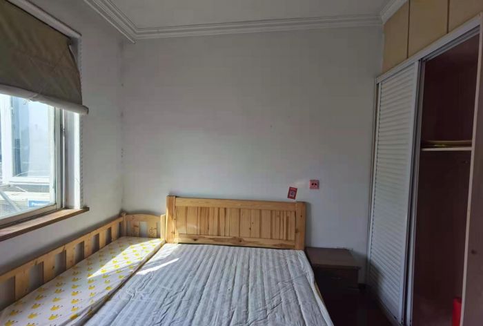易家桥新村 2室1厅1卫 55m&sup2;