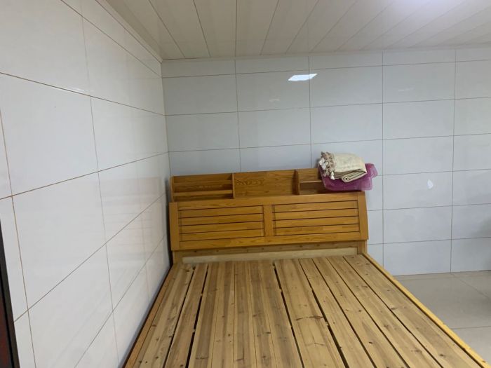 天山花苑 1室1厅1卫 35m&sup2;
