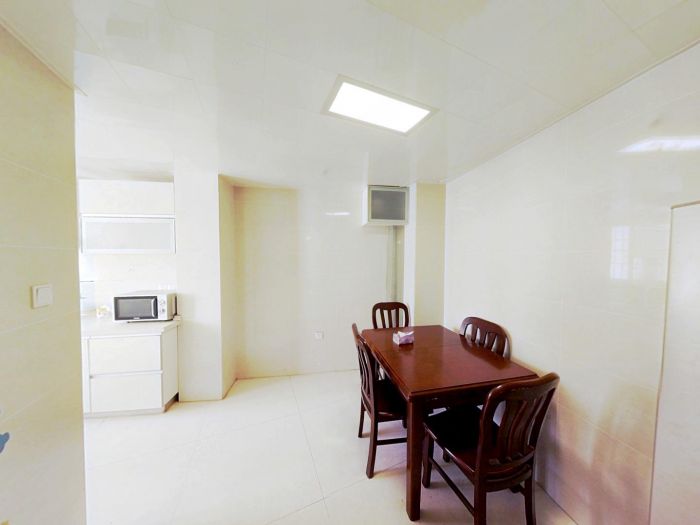 高迪晶城 3室2厅1卫 127.2m&sup2;