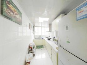 锦安花园 3室2厅1卫 134.5m&sup2;