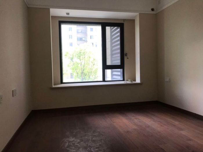 万科濠河传奇 4室2厅2卫 147m&sup2;
