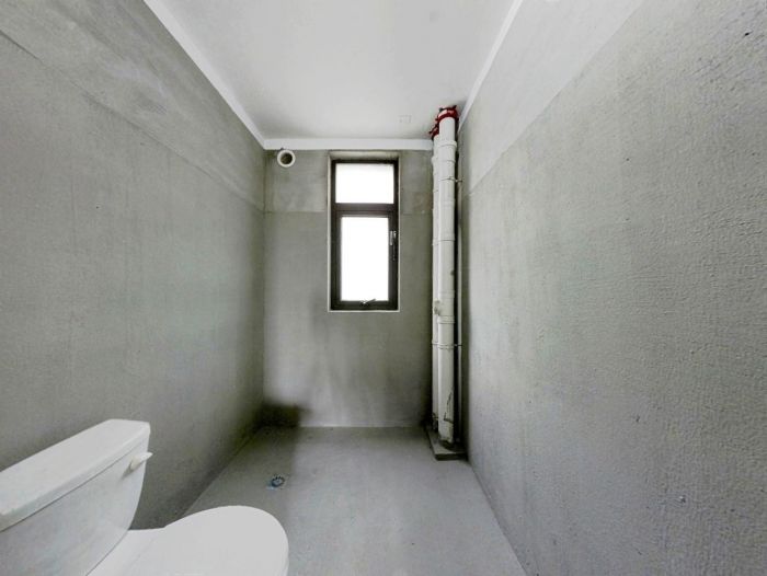 华强城 4室2厅2卫 142m&sup2;