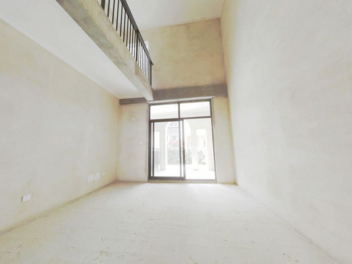 万科有湖（翡翠心湖） 5室2厅2卫 178m&sup2;