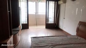 华侨花苑 4室1厅2卫 140m&sup2;