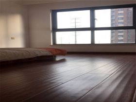 林肯公园 3室2厅1卫 92.27m&sup2;