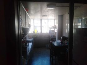 易家桥新村 3室1厅1卫 104m&sup2;