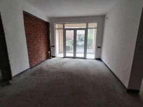 军山花园 4室2厅2卫 172m&sup2;