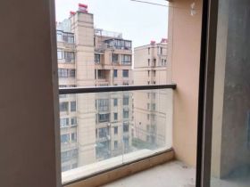 未来锦城 3室2厅2卫 116m&sup2;