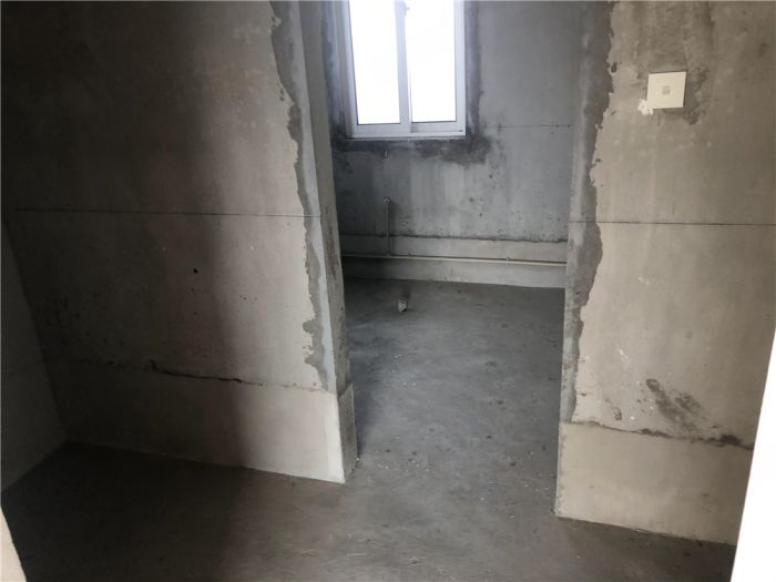 军山花园 4室2厅2卫 200.00m&sup2;