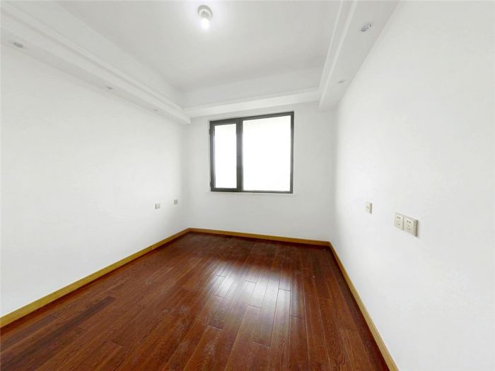 中南世纪花城三期 4室2厅2卫 138m&sup2;