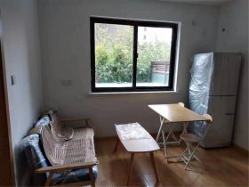 新城新苑 2室1厅1卫 80m&sup2;