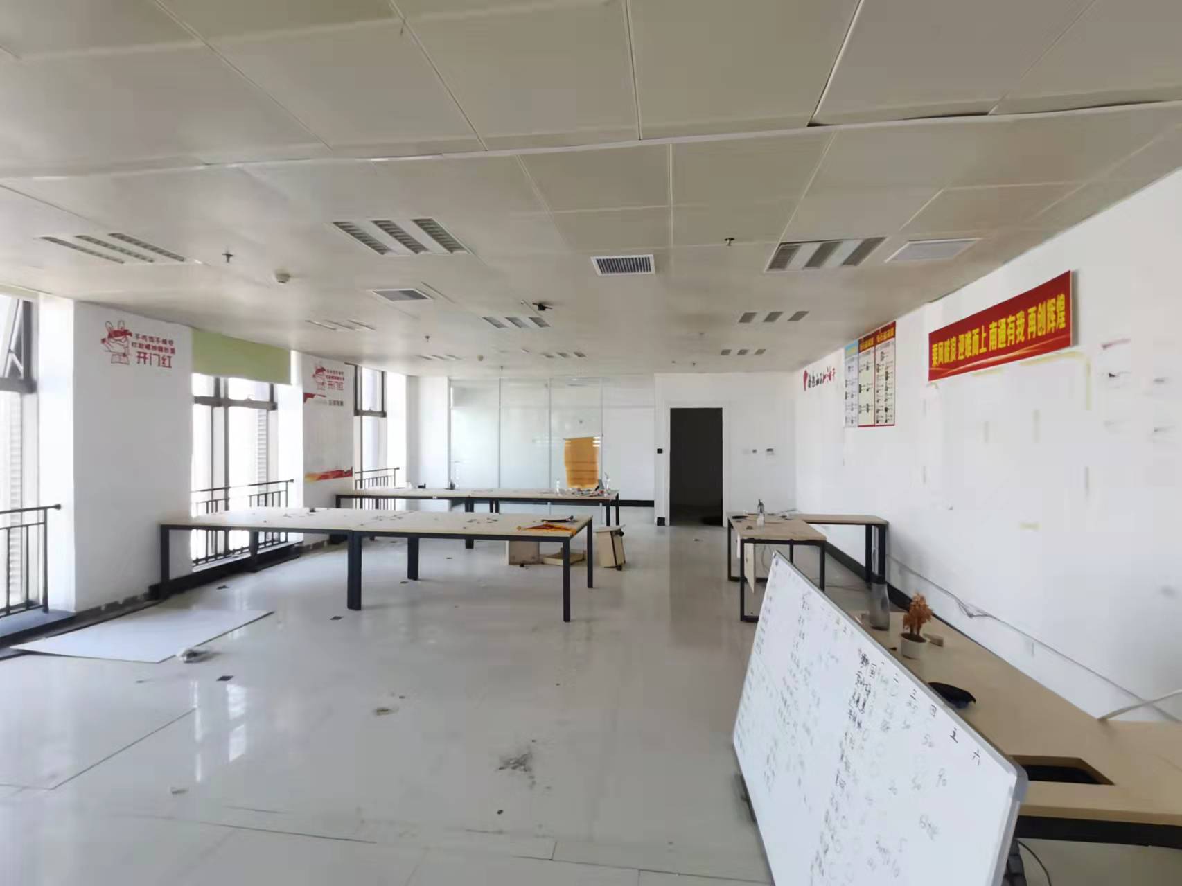 中南世纪城南区 10室0厅1卫 865.00m&sup2;
