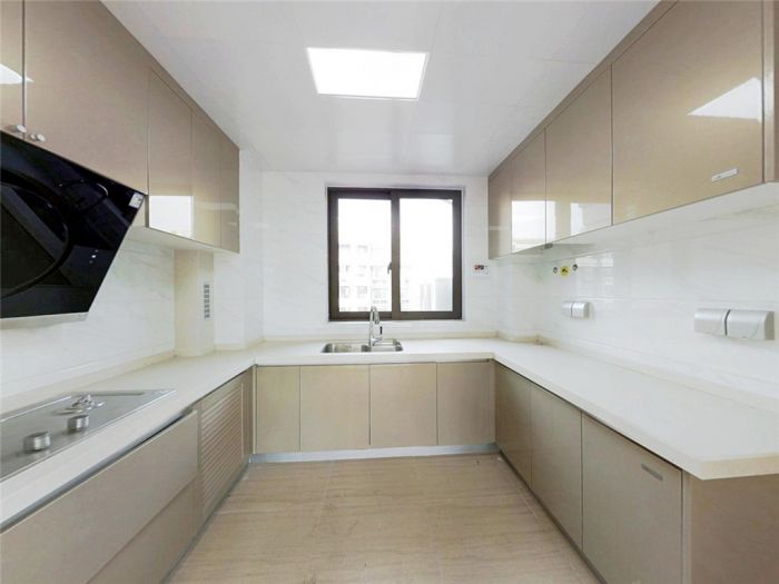 佳期漫 4室2厅2卫 147m&sup2;