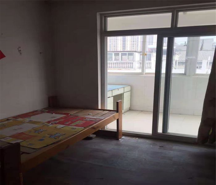 世纪东城 2室1厅1卫 136.00m&sup2;