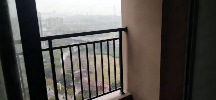 江景国际家园 3室2厅2卫 146m&sup2;