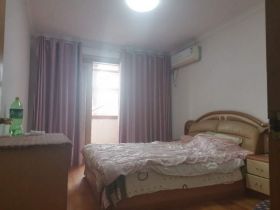 金鑫苑 5室2厅1卫 183m&sup2;