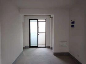 兴石花园 3室2厅1卫 129m&sup2;