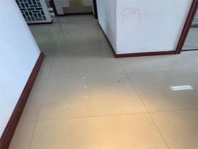 万通城 2室1厅1卫 96m&sup2;