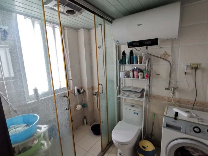 五一新村西区 4室2厅2卫 164m&sup2;