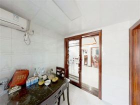 天都花苑 3室2厅1卫 105m&sup2;