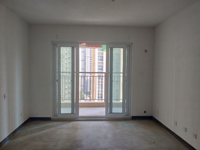 南山国际社区 3室2厅1卫 103m&sup2;