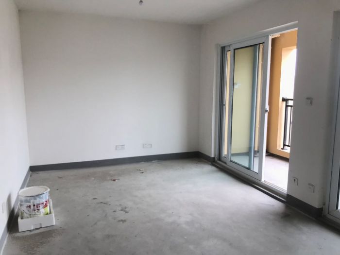 世茂九龙庭 3室2厅1卫 90m²