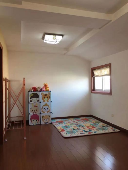 外滩小区 4室2厅2卫 130.00m&sup2;
