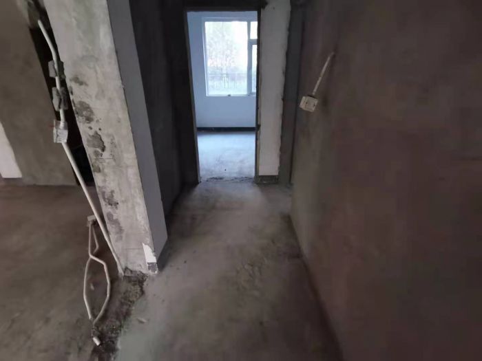 军山花园 4室2厅2卫 172m&sup2;
