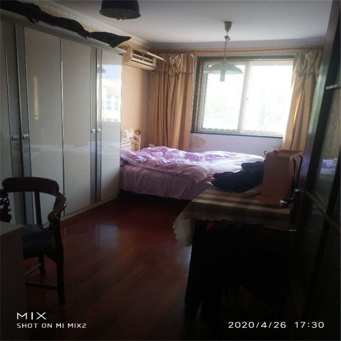 文峰花苑 4室2厅2卫 175m&sup2;