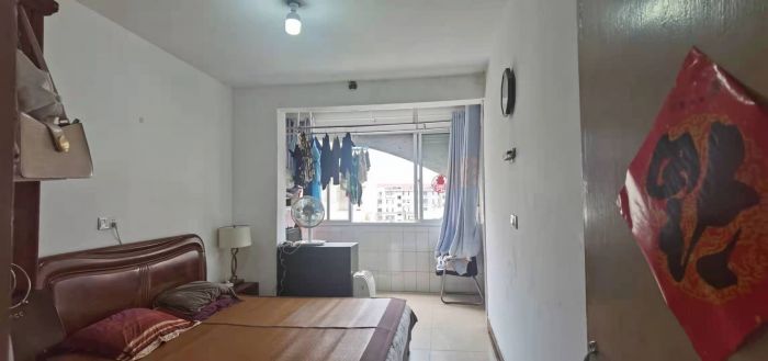 曙光社区 2室1厅1卫 70m&sup2;