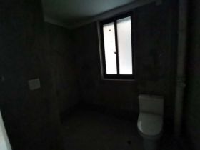 正泰江岸水苑 3室2厅2卫 123m&sup2;