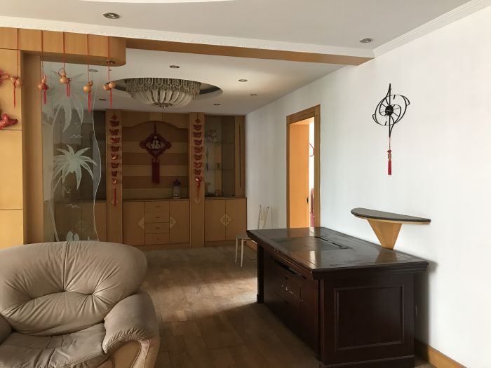金鑫苑 3室2厅1卫 128m&sup2;