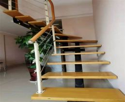 奥特莱斯 2室1厅1卫 86m&sup2;