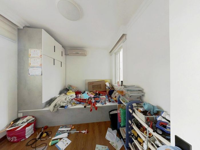 外滩小区 3室2厅1卫 97m&sup2;