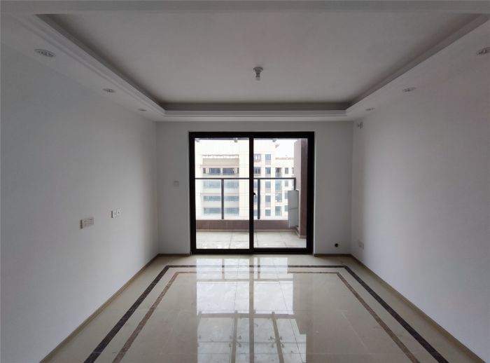 云樾东方 3室2厅1卫 95.00m&sup2;