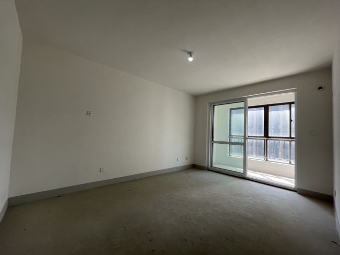 临江家园 2室2厅卫 101m&sup2;