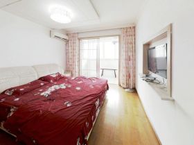 天山花苑 3室2厅2卫 132m&sup2;