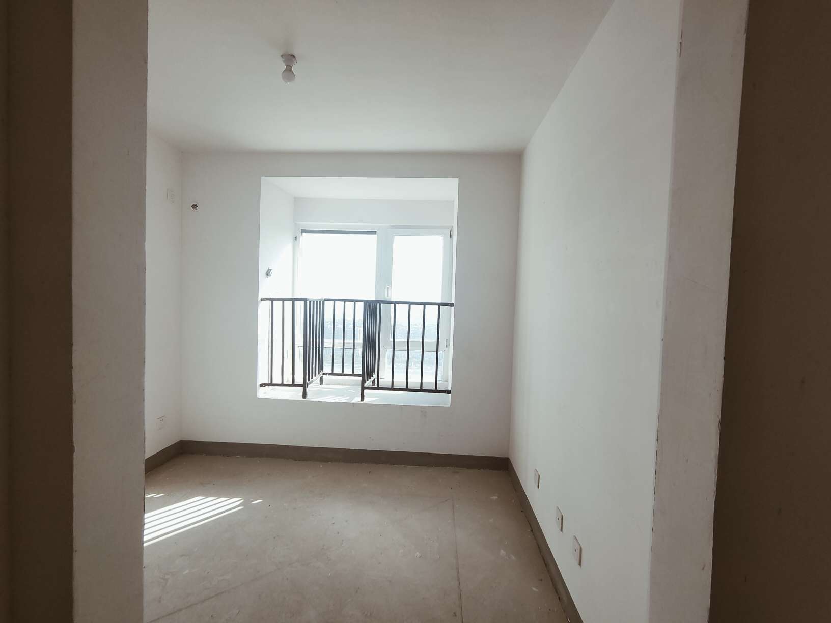 金科廊桥水岸 3室1厅1卫 89m&sup2;